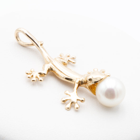 14k Gecko and Pearl Pendant