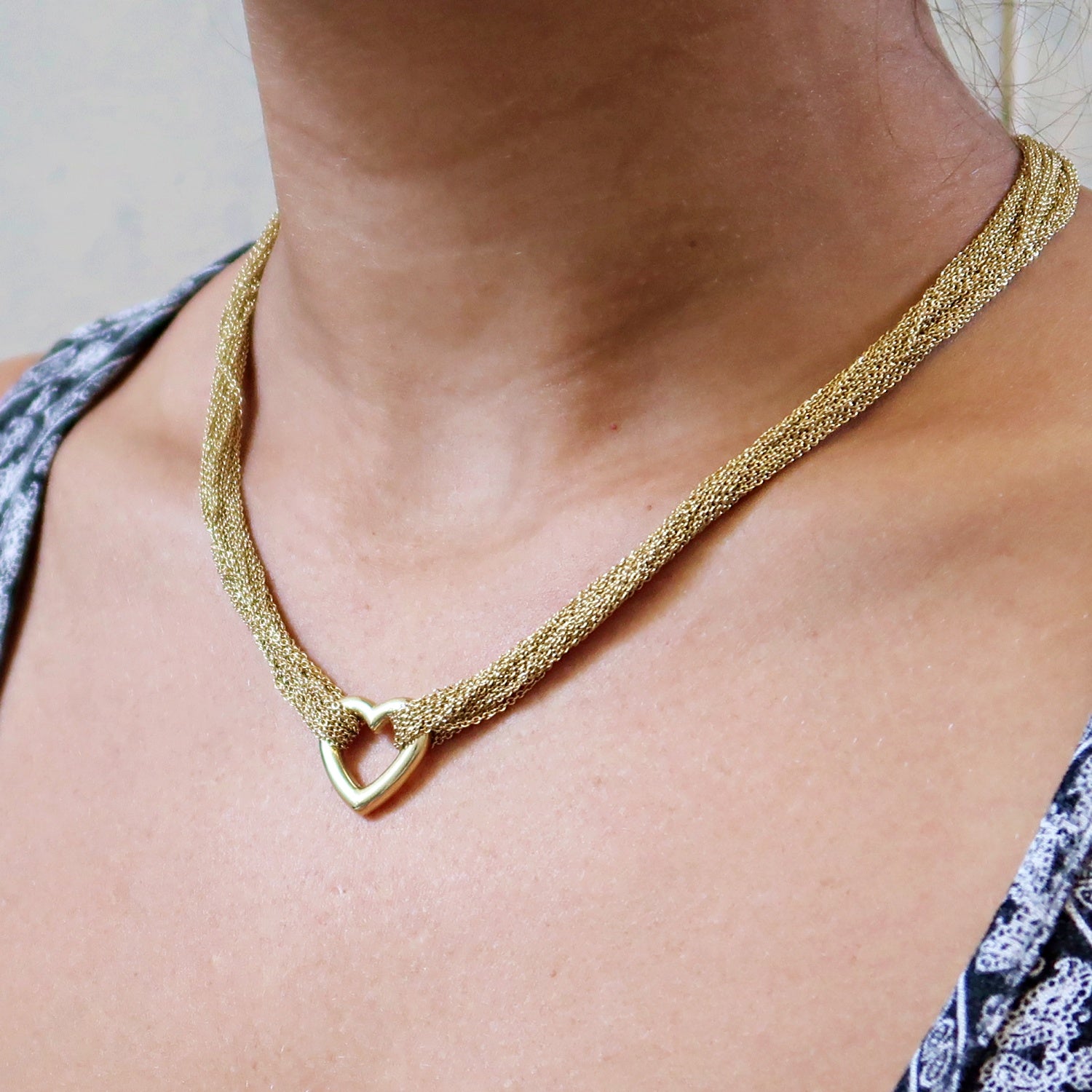 Tiffany & Co Elsa Peretti Medium open heart Necklace in 18k gold
